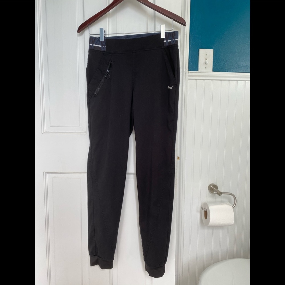 Black Grey’s Anatomy Jogger Scrub